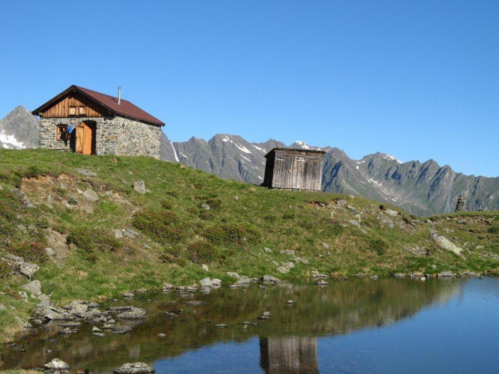 Alpina Appartement Sankt Leonhard im Pitztal Exterior photo